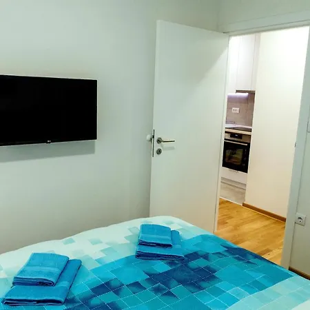 Happy Day Apartman Divcibare